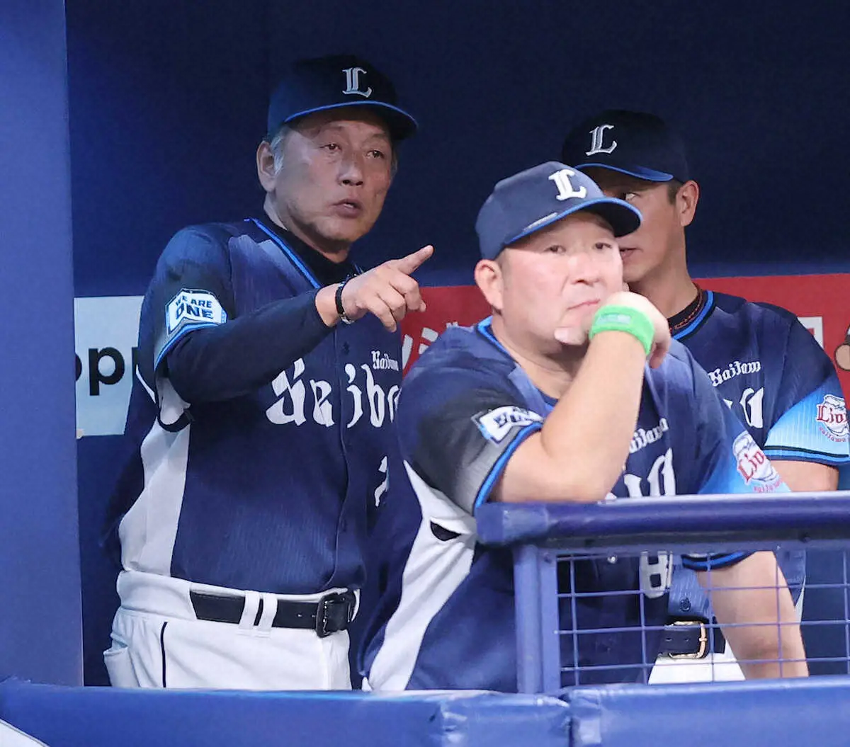 【画像・写真】西武・渡辺監督代行　11年ぶり白星お預け　中村剛10年ぶり一塁起用も実らず