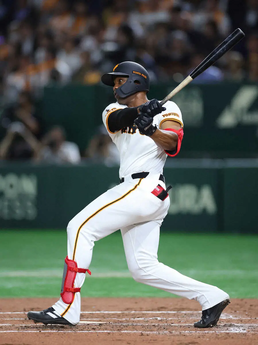 【画像・写真】巨人新助っ人・ヘルナンデス「2番・中堅」でスタメン！　ファン驚きと期待「起爆剤になってくれ」