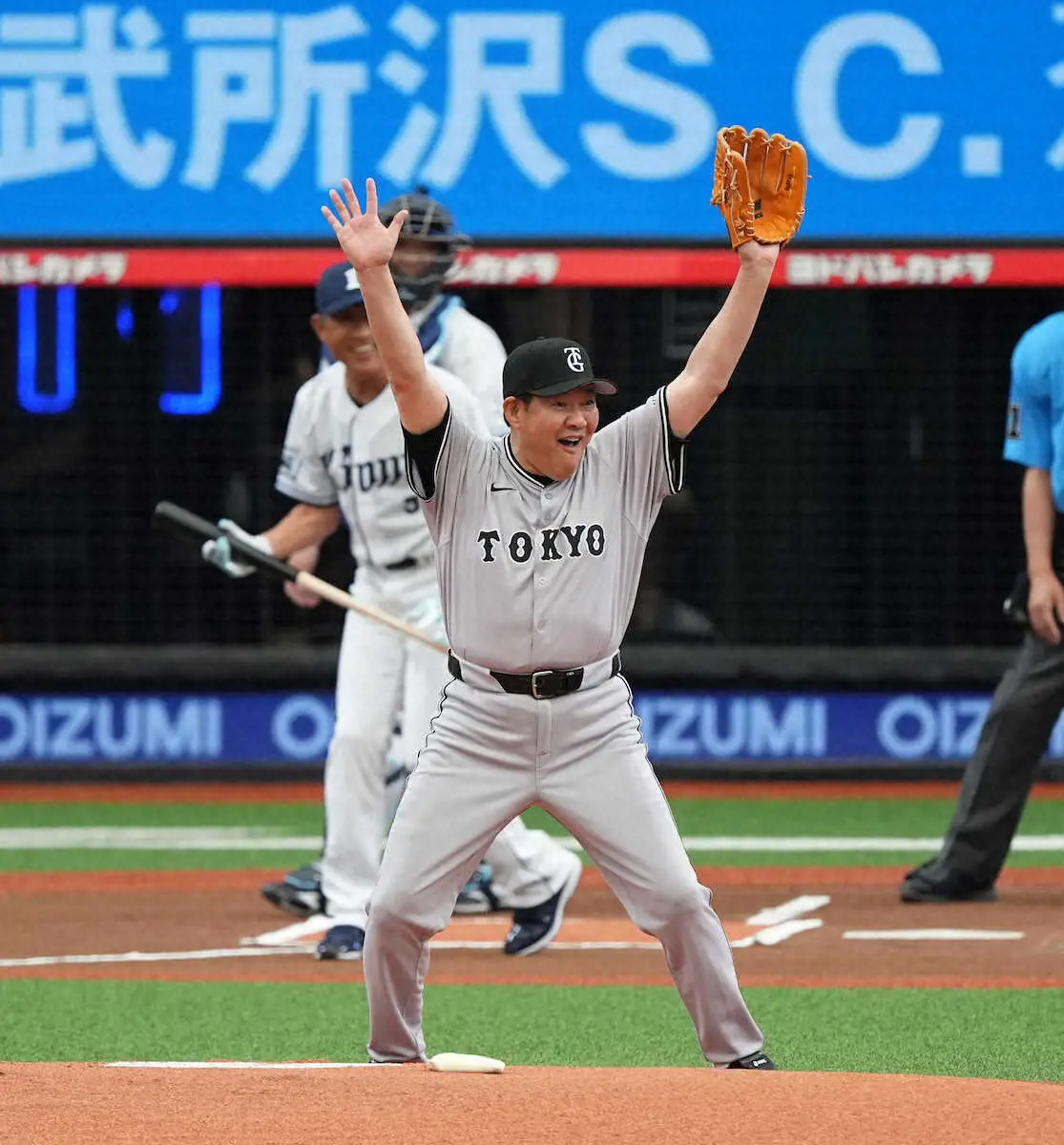 【画像・写真】西武OB辻発彦氏VS巨人OB斎藤雅樹氏　1打席対決　日本シリーズは6打数4安打　この日は全球直球で…