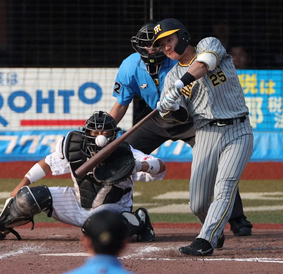 【画像・写真】阪神またも延長、9回に勝ち越しも岩崎が同点許す