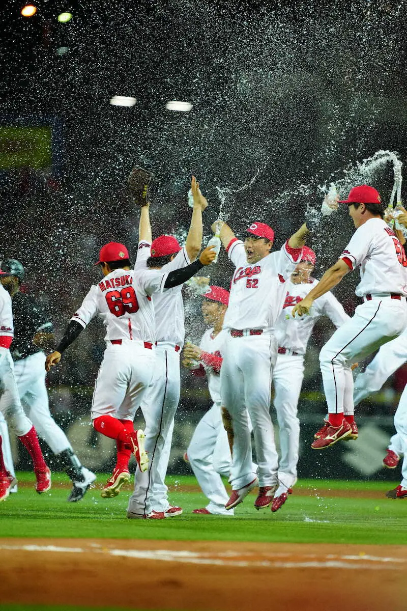 【画像・写真】広島・大瀬良　ノーノ―達成にカープファン歓喜「大瀬良復活」「ノーノー感動」　「もはや清々しい」の声も