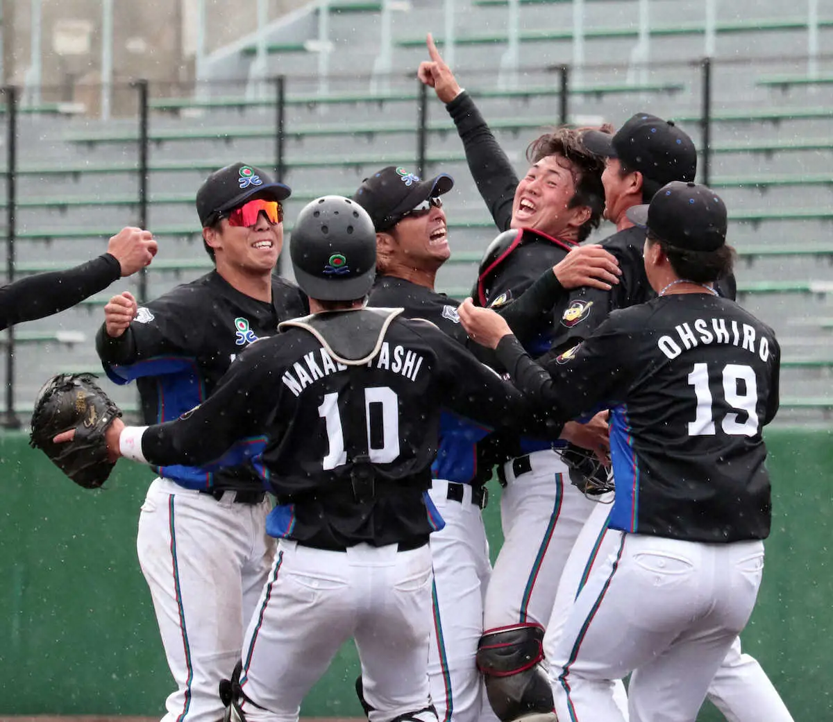 【画像・写真】北海道ガスが3戦全勝で4年連続4度目の都市対抗出場　就任2年目の工藤監督「苦しい予選だった」