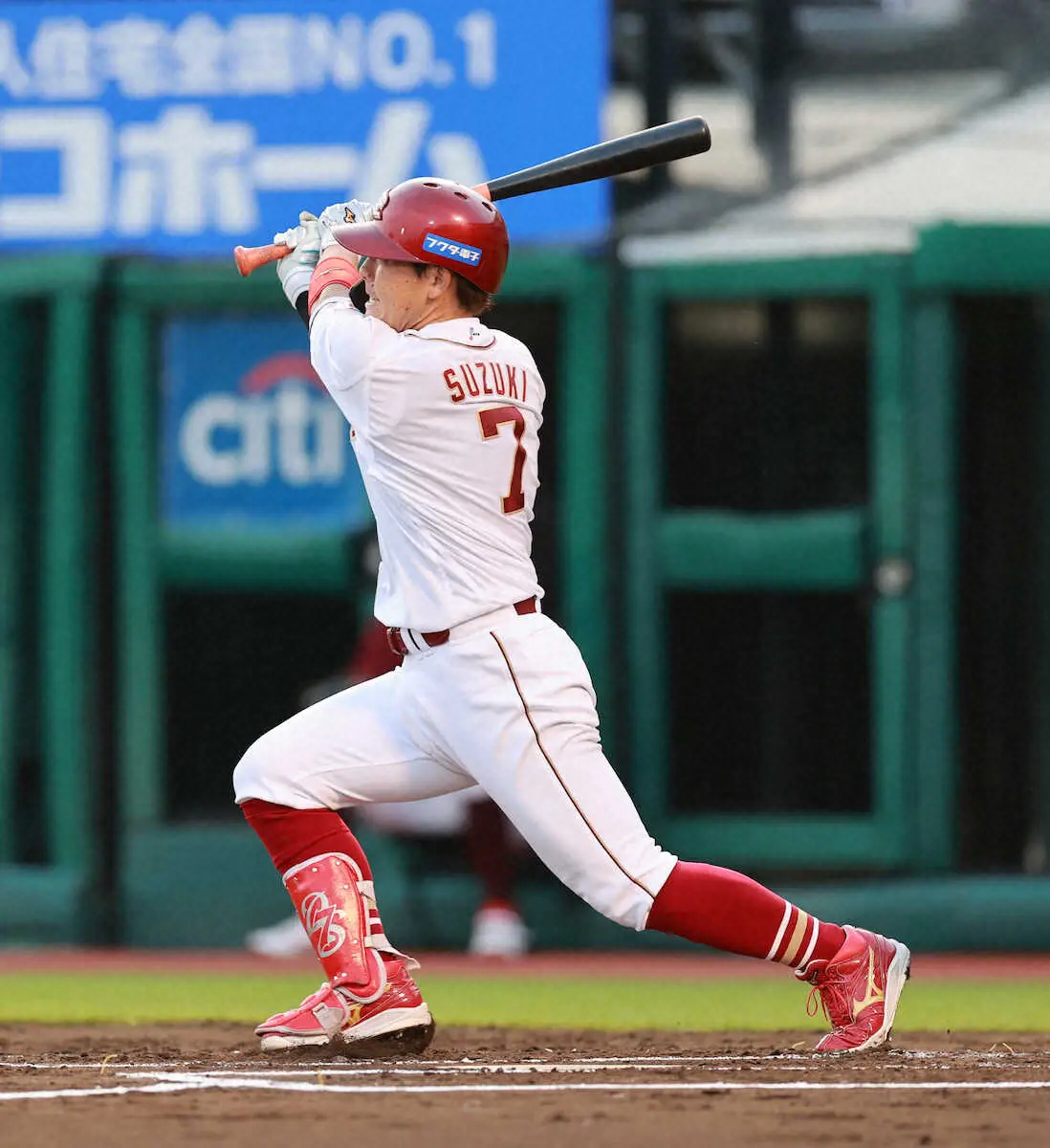 【画像・写真】楽天　交流戦初Vへマジック3！新4番の鈴木大が呼んだ4月2日以来の5割復帰