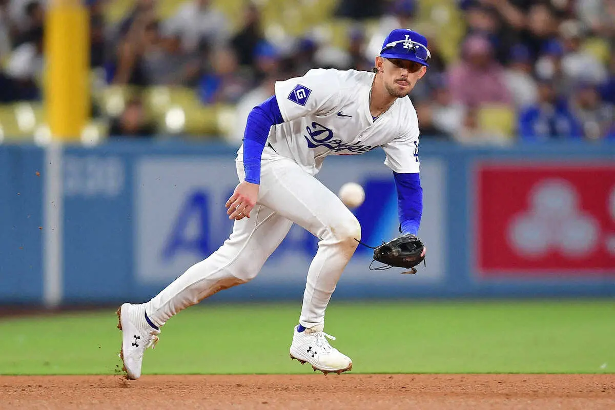 【画像・写真】父が殿堂入り元選手のビジオ　ドジャースに加入即先発も逆転のきっかけとなる失策…