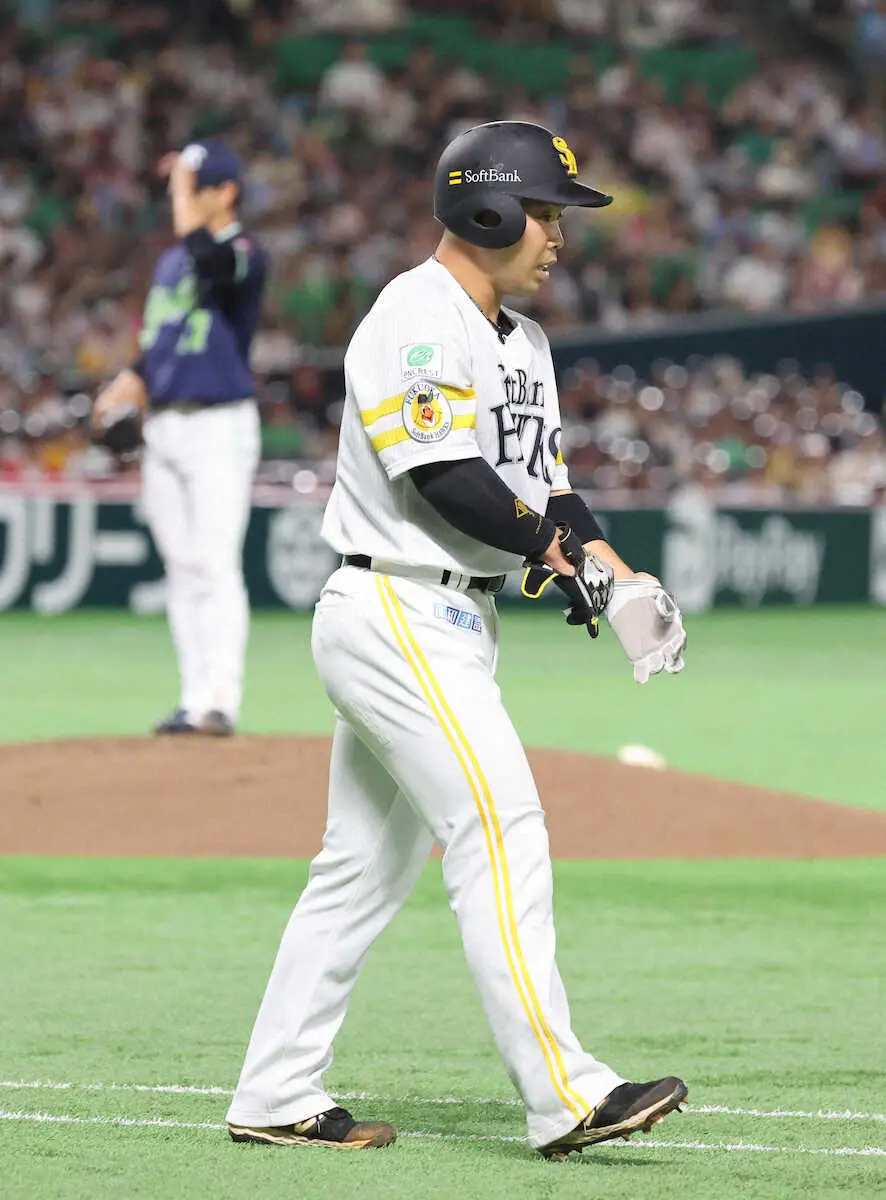 【画像・写真】不屈のスタメン！ソフトバンク・近藤、負傷交代翌日にフル出場　捻挫の診断も「それなりにはできた」