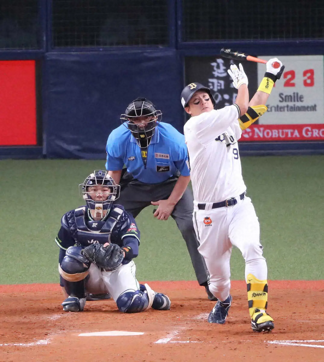 【画像・写真】ラオウに待望の一発！オリ・杉本が圧巻の今季1号をヤクルト・奥川から放つ　昇天ポーズ出た