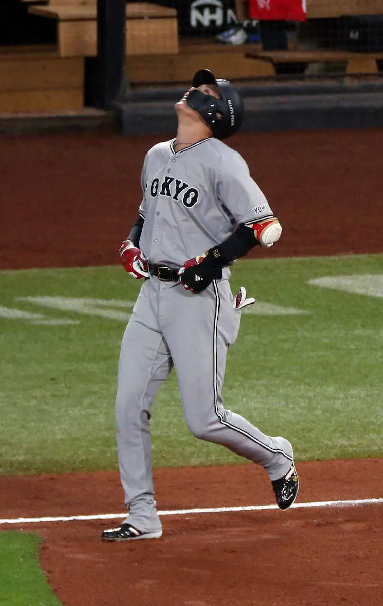 【画像・写真】巨人　投手戦制して3カードぶり勝ち越し！　岡本和V弾　グリフィン快投で77日ぶり2勝目