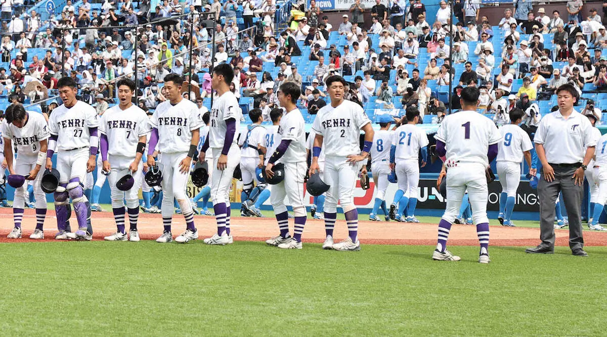 【画像・写真】天理大　前回王者に力負けし、初の決勝逃す　1安打の石飛「最後にチームを勝たせる打撃が…」