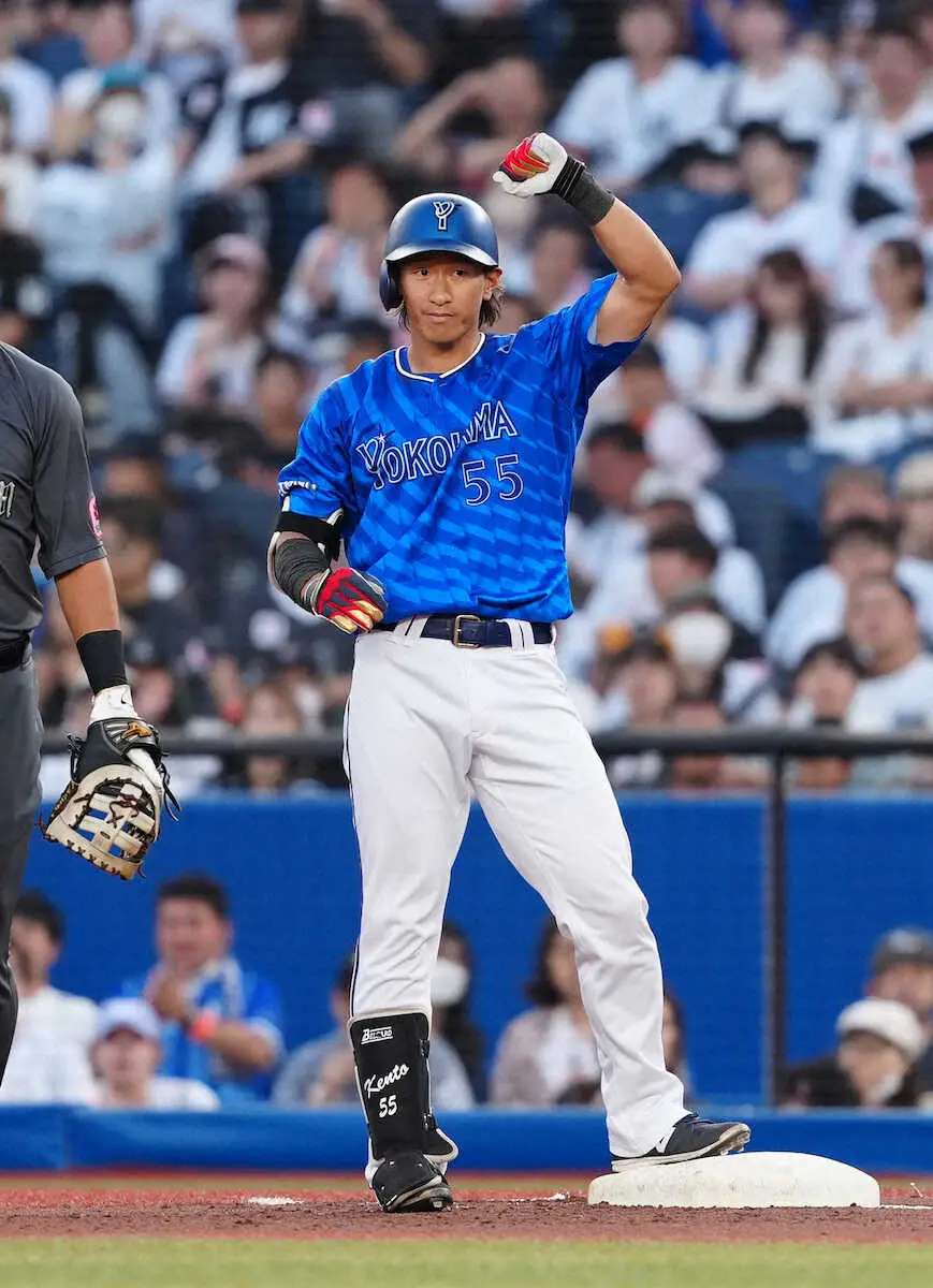【画像・写真】連勝中で光った井上の犠打　DeNAのシーズン終盤の戦いのヒントがここにある
