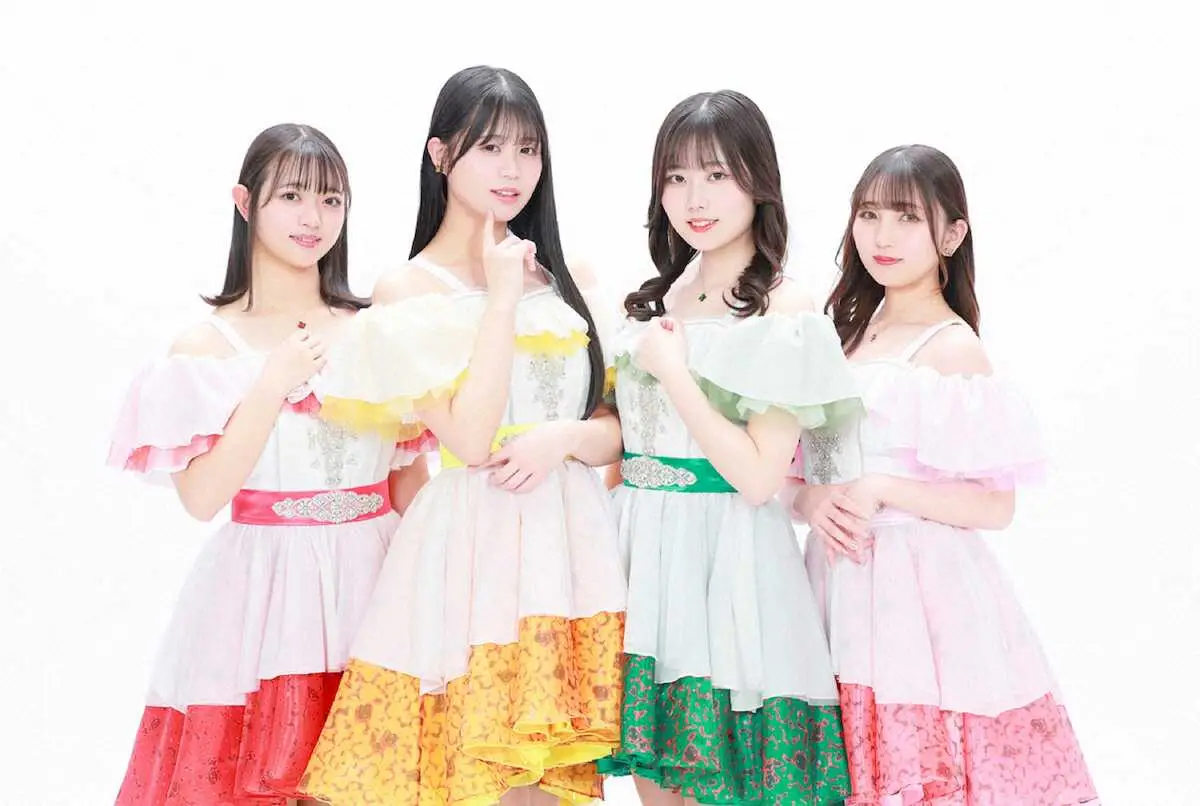 【画像・写真】楽天　弘前市での7・2オリックス戦で「りんご娘」が国歌斉唱