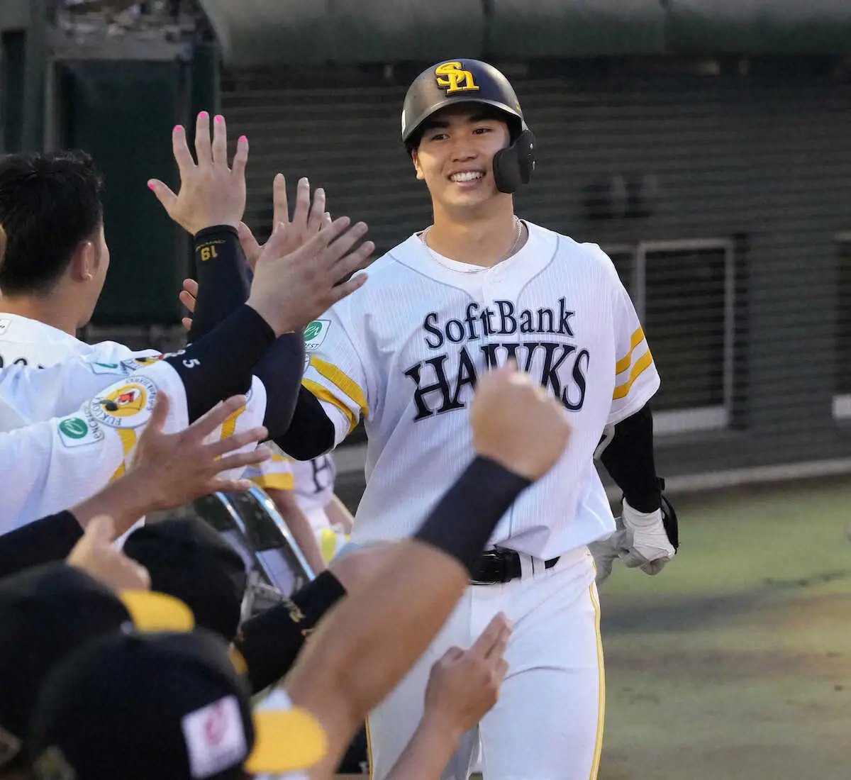 【画像・写真】ソフトバンク・広瀬　22年前の小久保弾ほうふつ　「まさか入るとは」貴重な2号で北九州M戦連敗止めた
