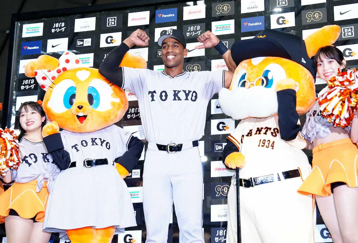 【画像・写真】巨人ヘルナンデスは打って守って大活躍「勝ちたくてしょうがなかった」　まさに救世主の存在感！