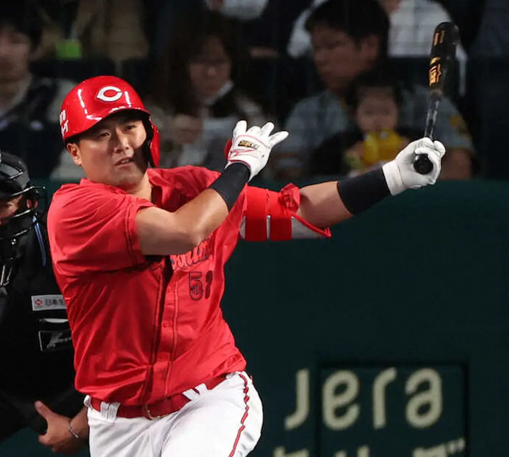 【画像・写真】広島・末包が左太腿裏の張りで抹消　新井監督「万全にして戻ってきてもらいたい」