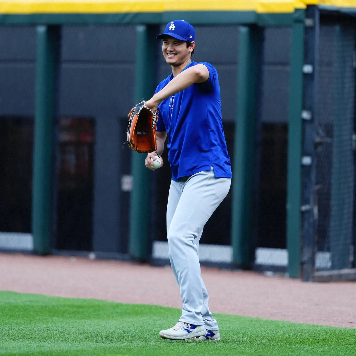 【画像・写真】ドジャース・大谷翔平　術後最長27メートルでキャッチボール　二刀流復活へ順調ステップアップ