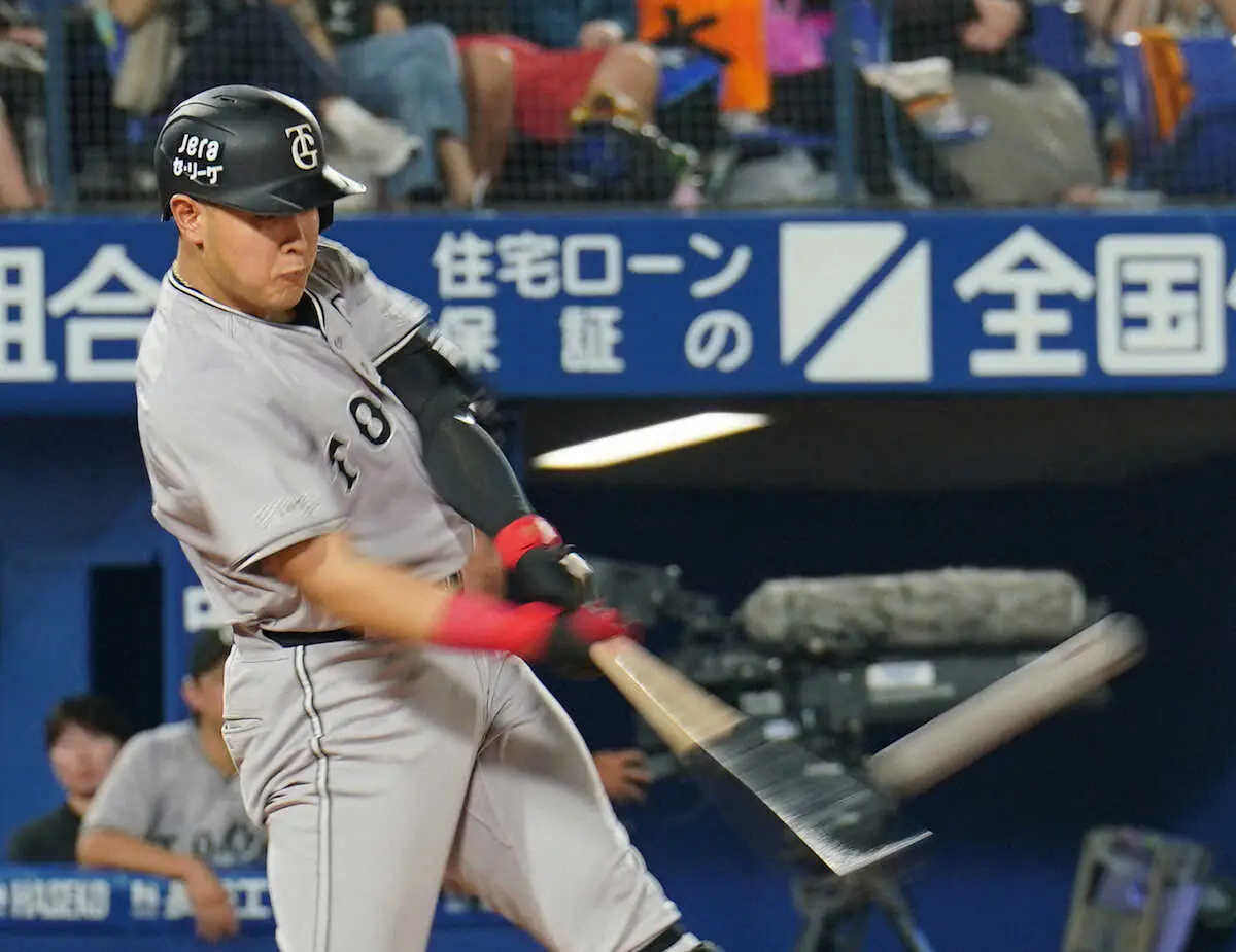 【画像・写真】巨人・岡本和　球団最年少4番200号　重責背負う4番も「それが当たり前。全うできるように」