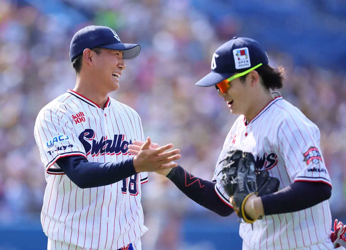 【画像・写真】ヤクルト・長岡が適時打で奥川の白星をアシスト　19年ドラフト同期で同学年「特別な存在」