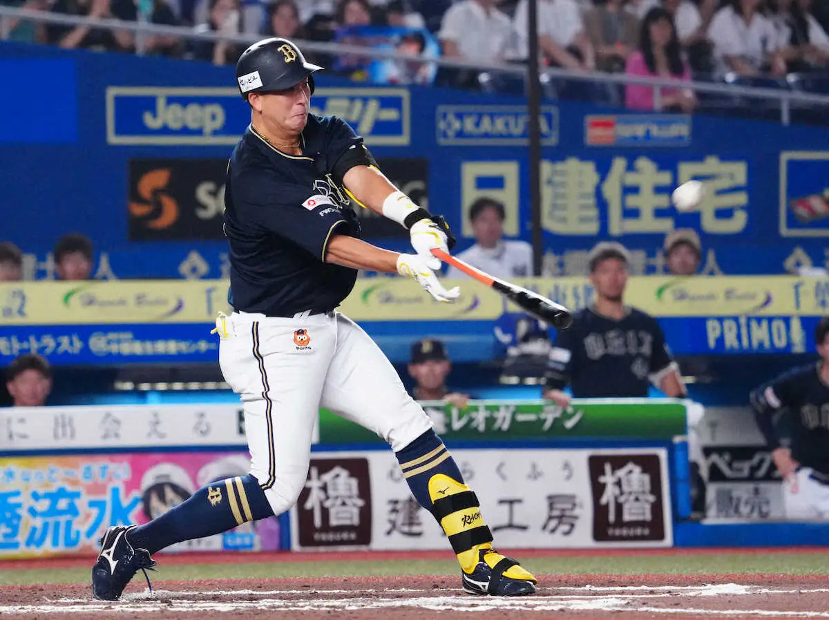 【画像・写真】オリ　前夜のうっぷん晴らす逆転勝利　代打・杉本が延長10回に決勝2ラン　吉田が1球で移籍後初勝利
