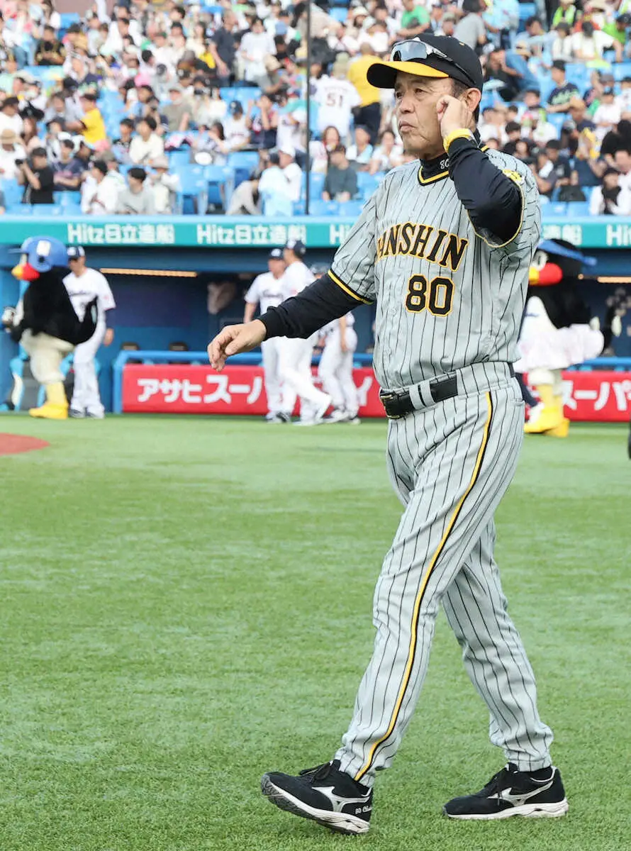 【画像・写真】阪神・岡田監督　森下に怒!3タコで5回途中交代「ナンボ言うてもあかん」折り返し72戦目で4差3位後退