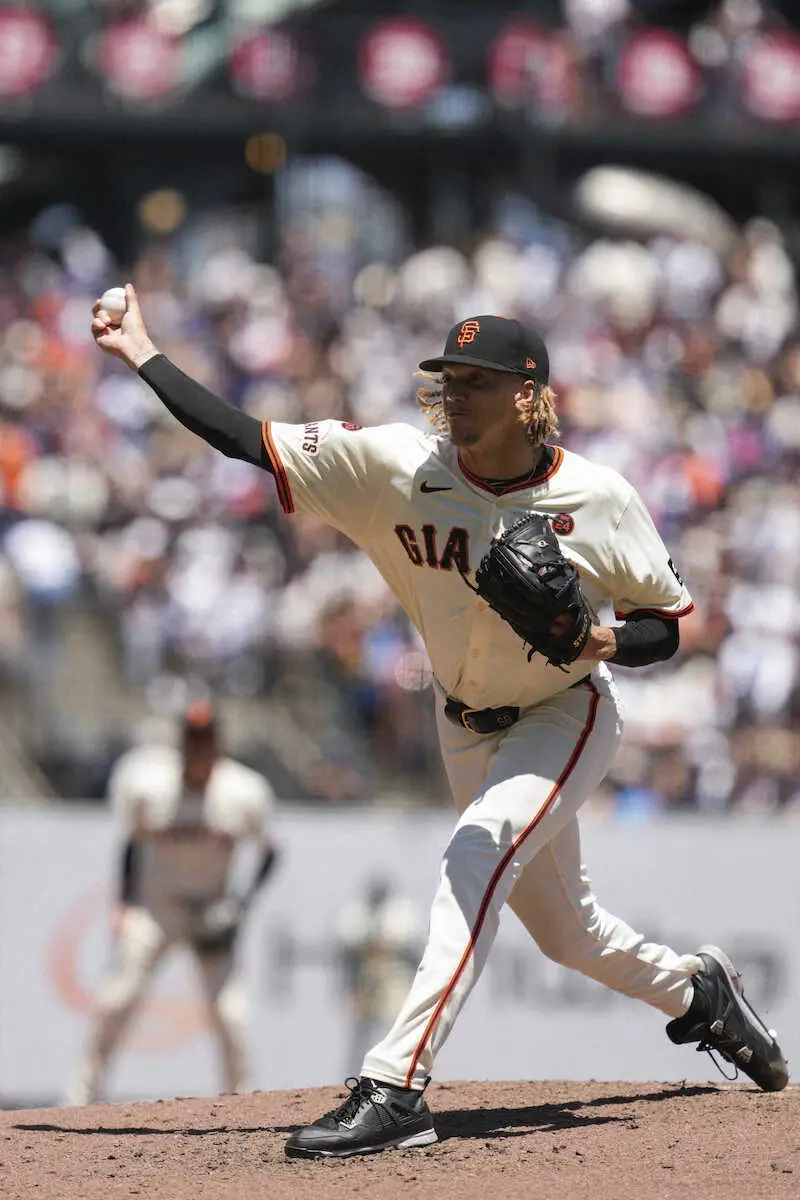 【画像・写真】ジャイアンツ　30歳のオールドルーキーがメジャー初先発で勝利投手　大谷翔平から2三振奪いガッツポーズ