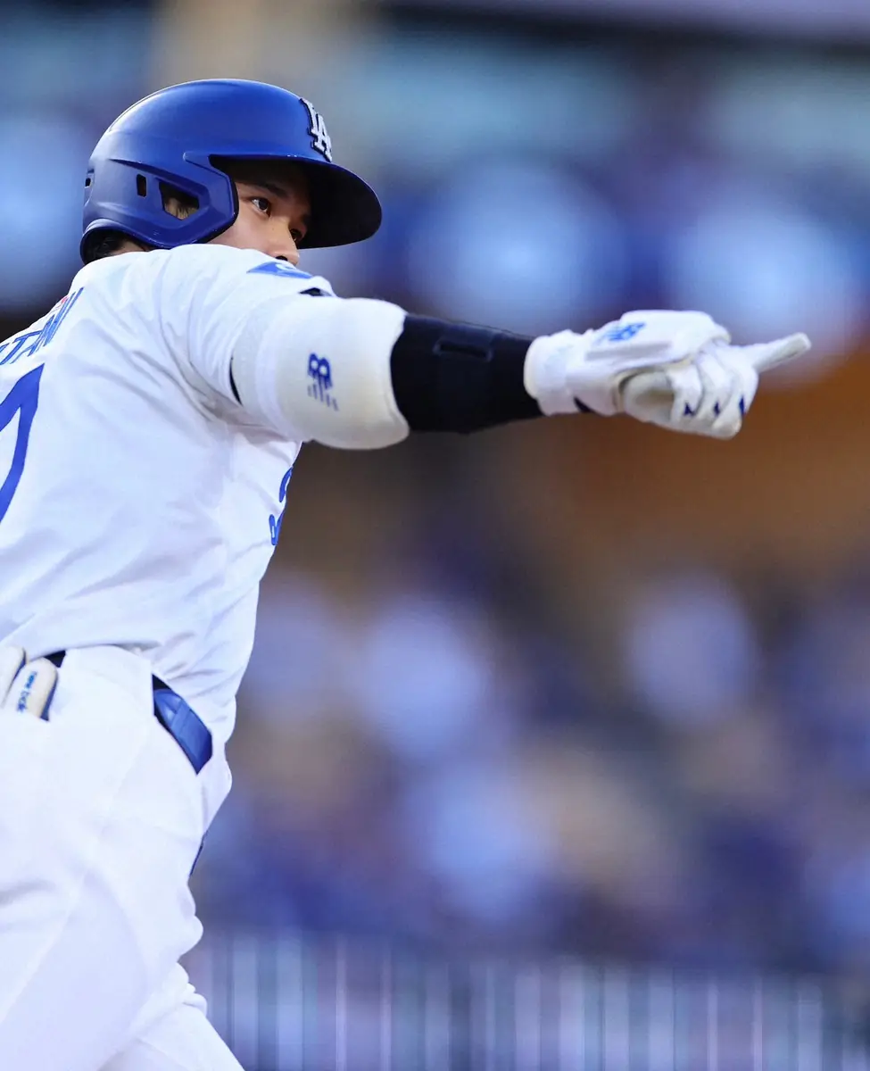 【画像・写真】え…捕らなかったの？大谷翔平が7月最初の打席で二塁打　左翼手グラブはじき慌てて二塁へ加速