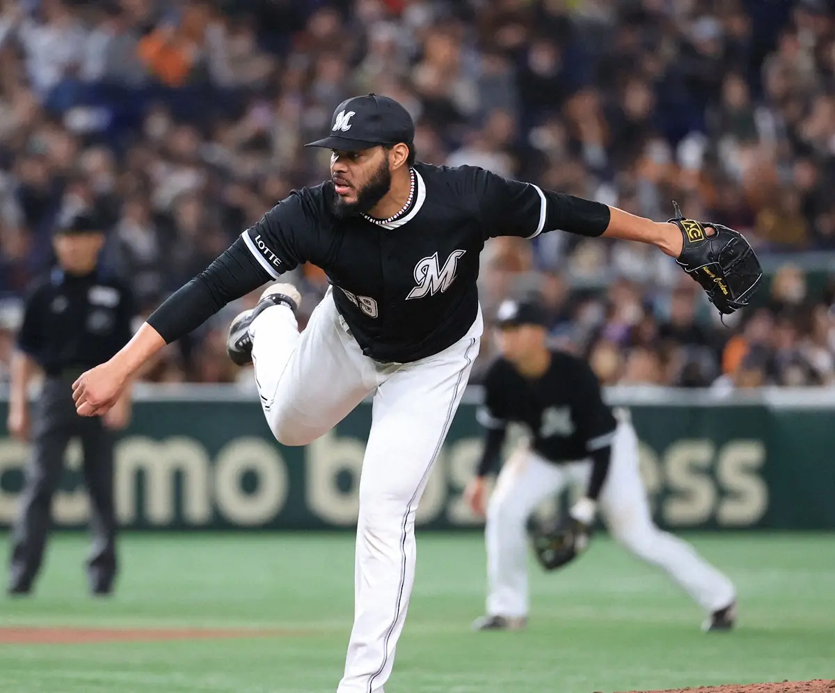 【画像・写真】ロッテ新外国人・コルデロが1軍合流　前ヤンキース最速163キロ右腕　安田も合流