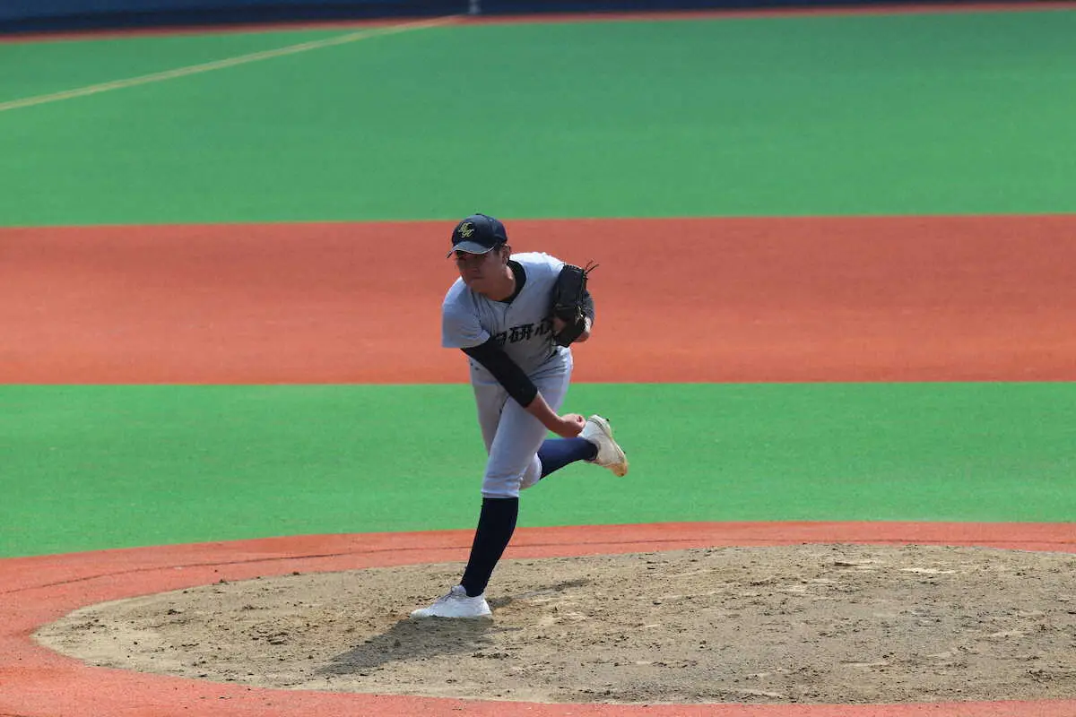 【画像・写真】目白研心・寺山　投打に躍動！1失点完投＆2安打2打点