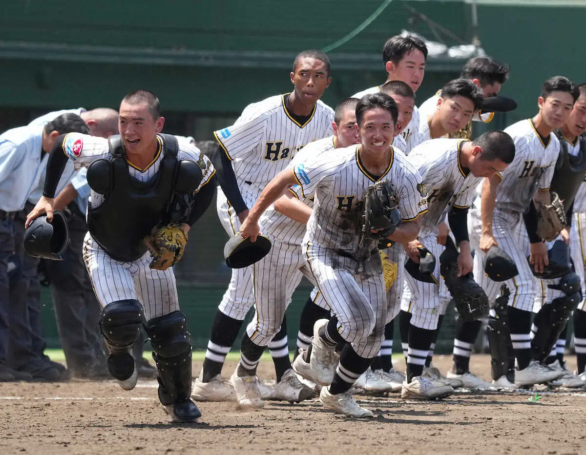 【画像・写真】横浜隼人・山野井“松坂魂”継承2安打　父は98年横浜高で甲子園春夏連覇達成