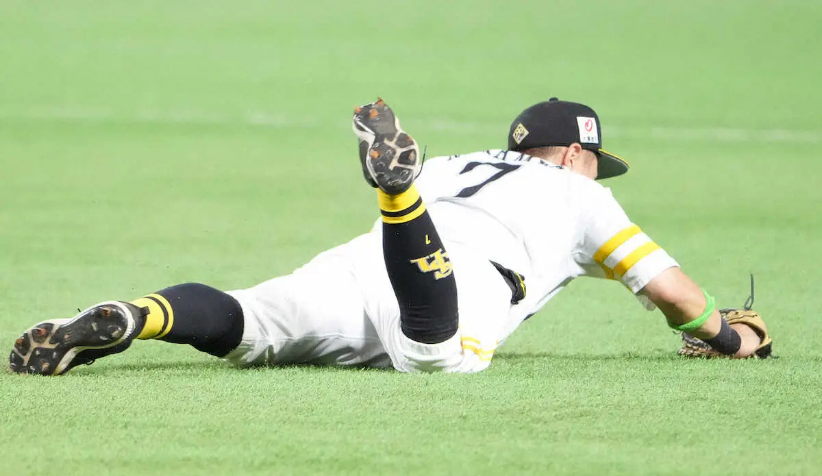 【画像・写真】ソフトバンク・中村晃、3戦ぶり先発に攻守で躍動　「流れを変えたいと思っていた」両リーグ最速50勝呼ぶ