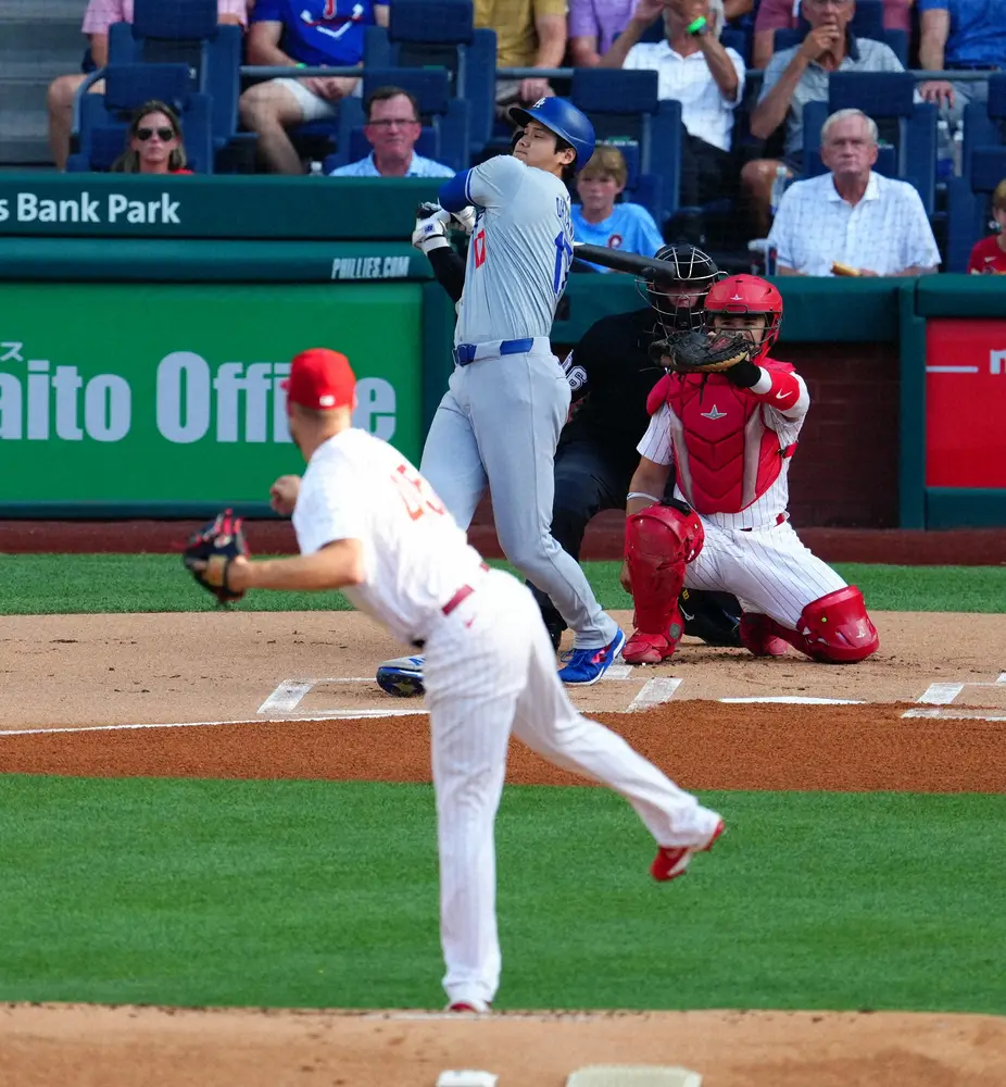 【画像・写真】大谷翔平　“最強軍団”フィリーズ相手に第1打席は3球三振　敵地ファンは大ブーイング