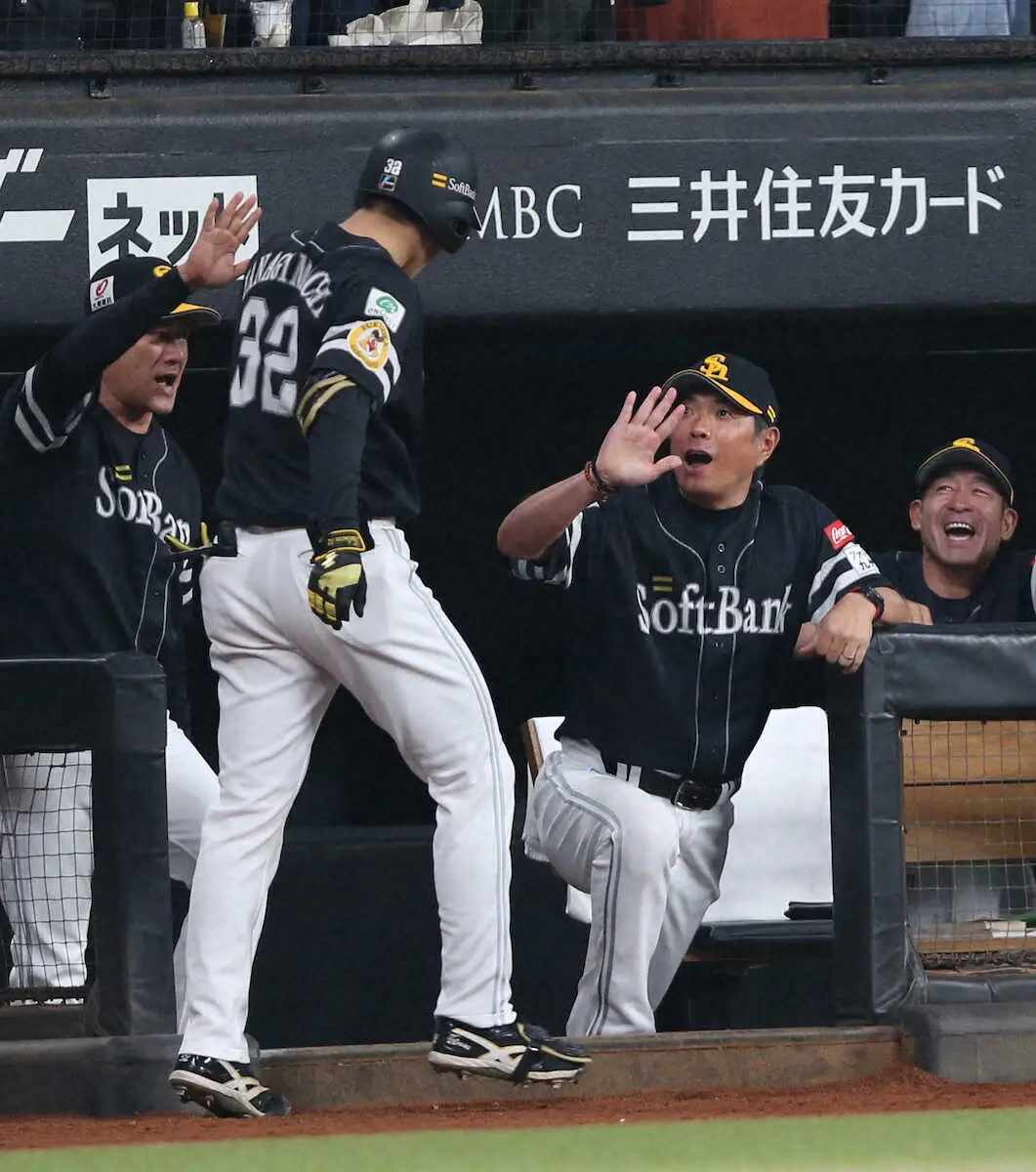 【画像・写真】ソフトバンクが延長12回に執念の勝ち越し！近藤健介の劇的2点タイムリー