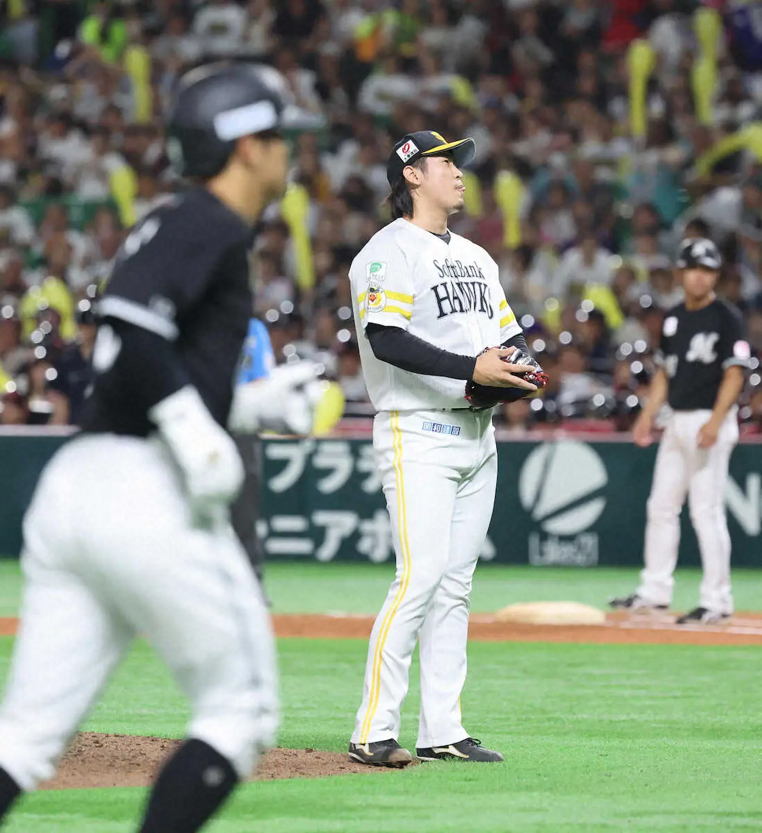 【画像・写真】ソフトバンク　悪夢の逆転負け　小久保監督、乱調・杉山に「へこたれずにやってほしい」