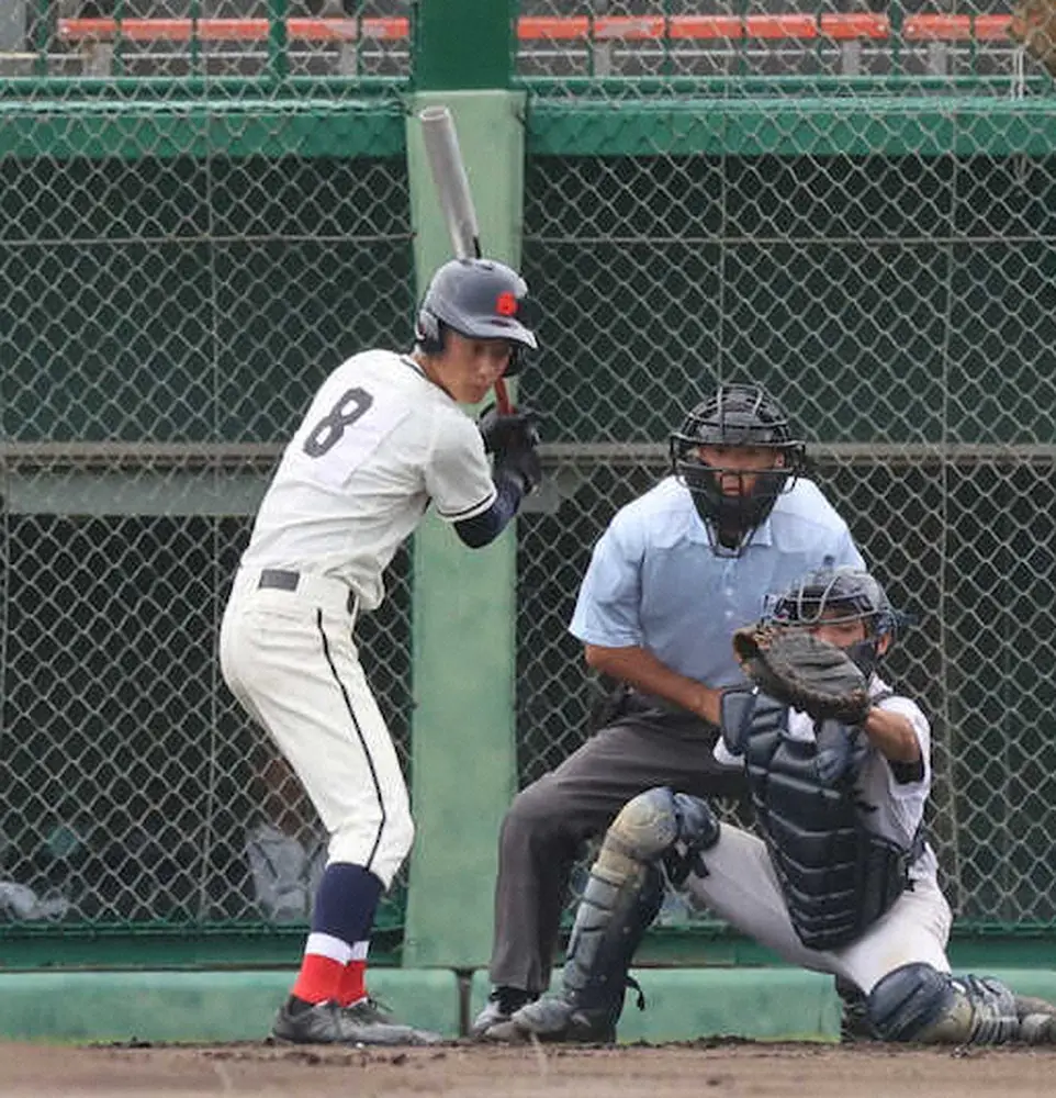 【画像・写真】大阪公立の星、佐野が13得点コールド発進　部員35人全員が両打ち　「考える野球」を徹底