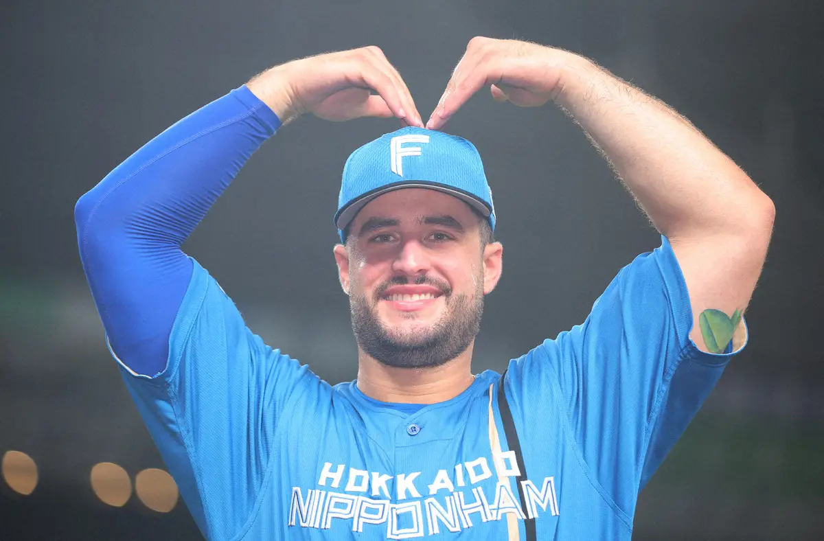 【画像・写真】日本ハム・マルティネスに第2子の次女が誕生「妻に心から感謝」　母子ともに健康