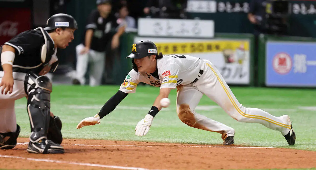 【画像・写真】ソフトバンク周東が温めていた秘策「ずっと行きたいなと」捕手の隙逃さず　三塁進塁から同点ホーム