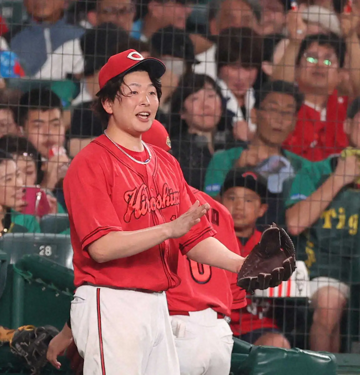 【画像・写真】広島　首位の座は譲らない　延長11回の激闘制して3連勝　最後は小園が決めた