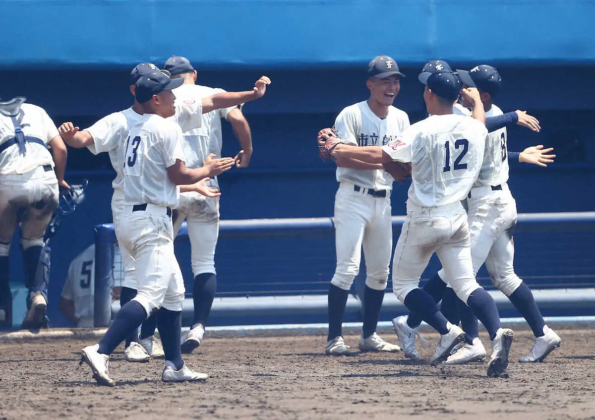 【画像・写真】市船橋　コツコツ9犠打で専大松戸に快勝　小技徹底で150キロ右腕を攻略