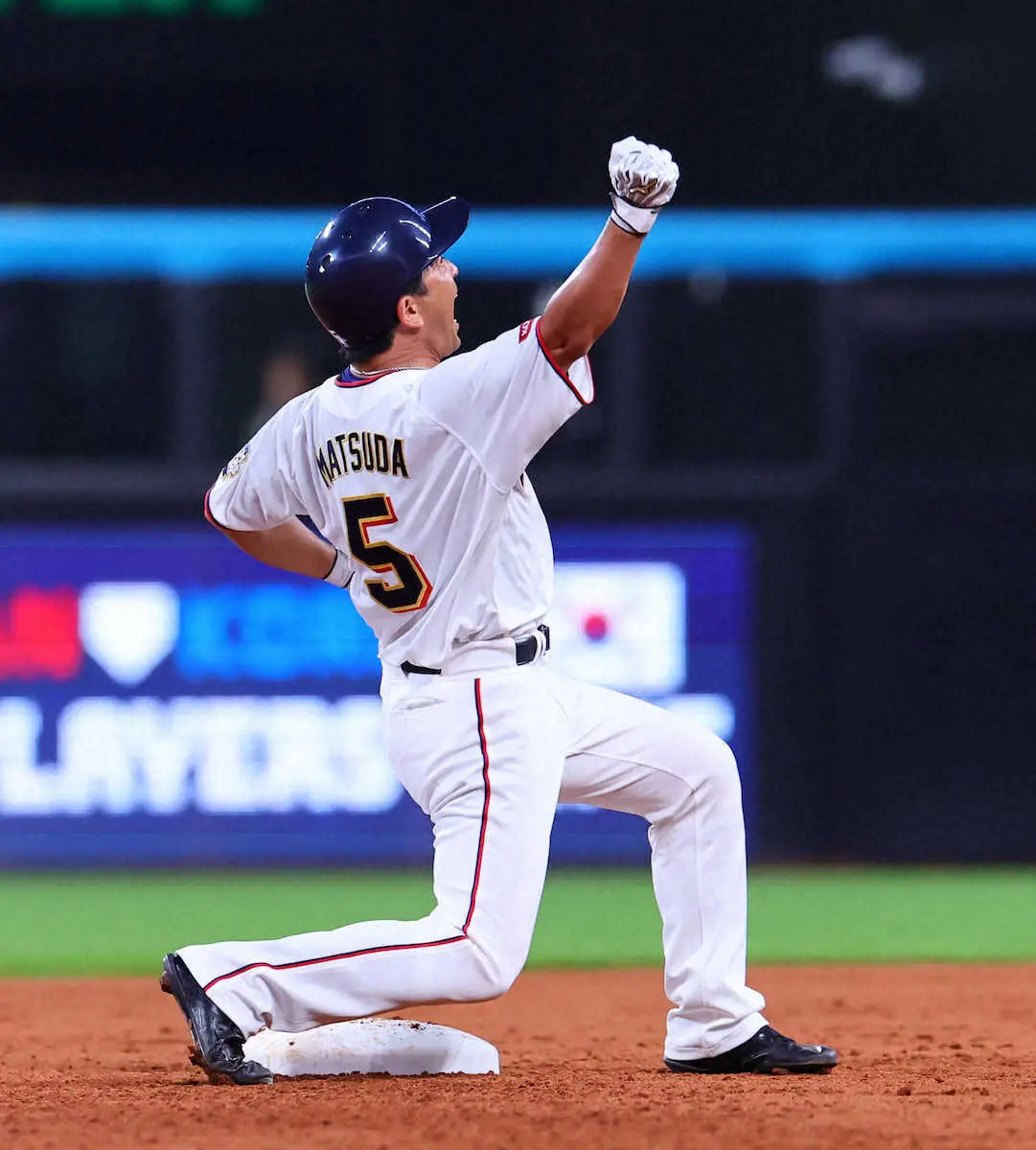 【画像・写真】【日韓ドリーム】41歳若手？！の松田宣浩が「熱男～っ！」城島健司は2死満塁で三振