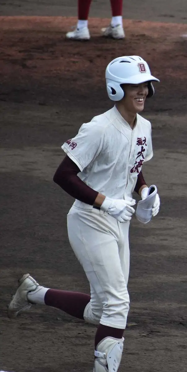 【画像・写真】福岡大大濠　主砲・柴田は「ゴジラ級」存在感　3度の申告敬遠でチャンスメーク　35年ぶりの夏切符見えた