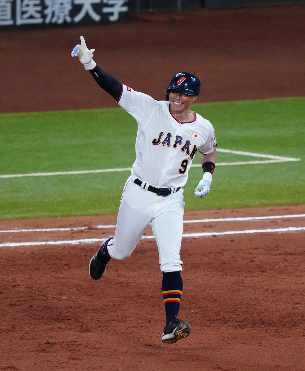 【画像・写真】糸井嘉男氏　逆転3ランでMVP！　原監督66歳の誕生日飾った　日韓ドリームプレーヤーズゲーム