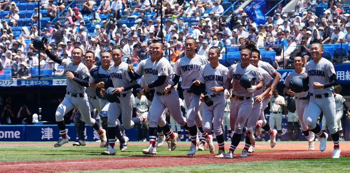 【画像・写真】【高校野球】横浜がサヨナラで決勝進出　スーパー1年生・織田翔希は最速147キロ計測