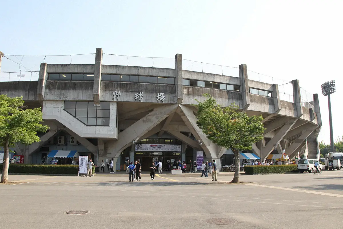 【画像・写真】【高校野球】日本航空が3年ぶり7度目の甲子園　7得点奪い東海大甲府に勝利