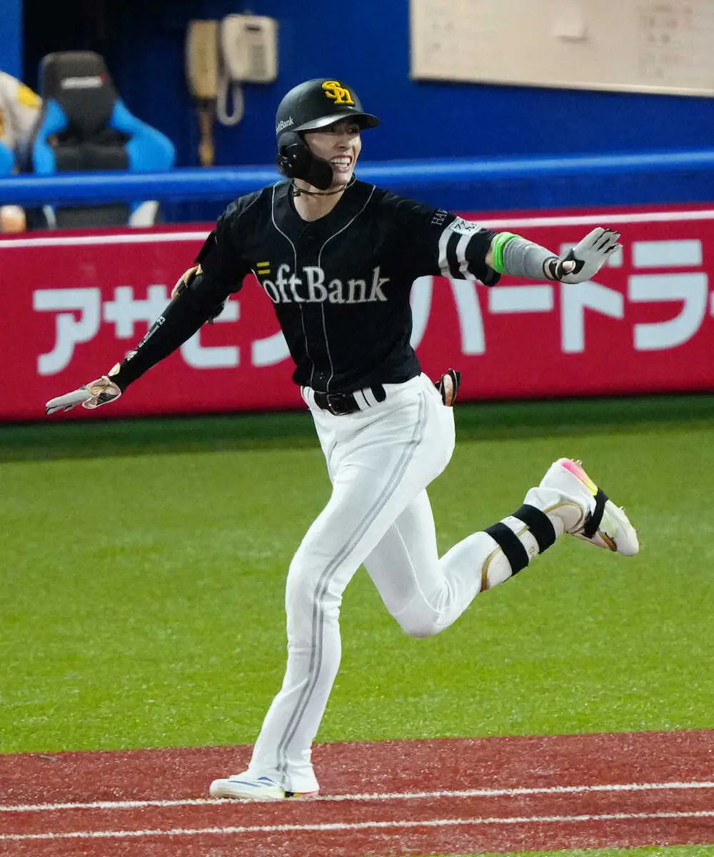 【画像・写真】【球宴】全パのベンチがカメラに抜かれる度に隣同士の2人が話題「ずっと一緒？？」「仲良しかわいい」