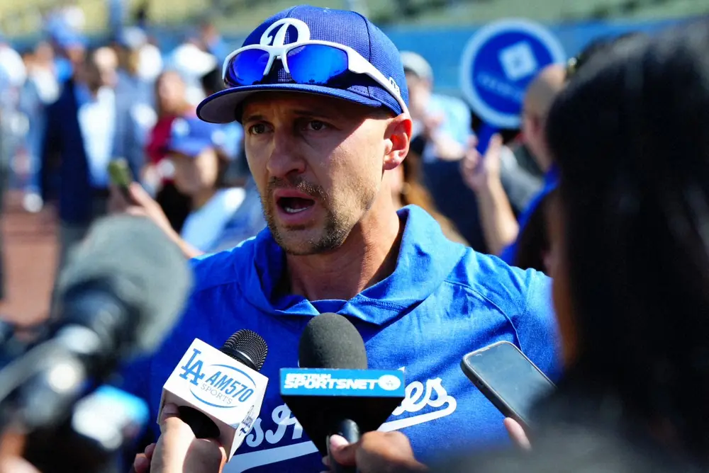 【画像・写真】契約→即スタメンのドジャース・アーメド「優勝を目指して戦える。勝ちたいね」GG賞2度受賞のベテラン