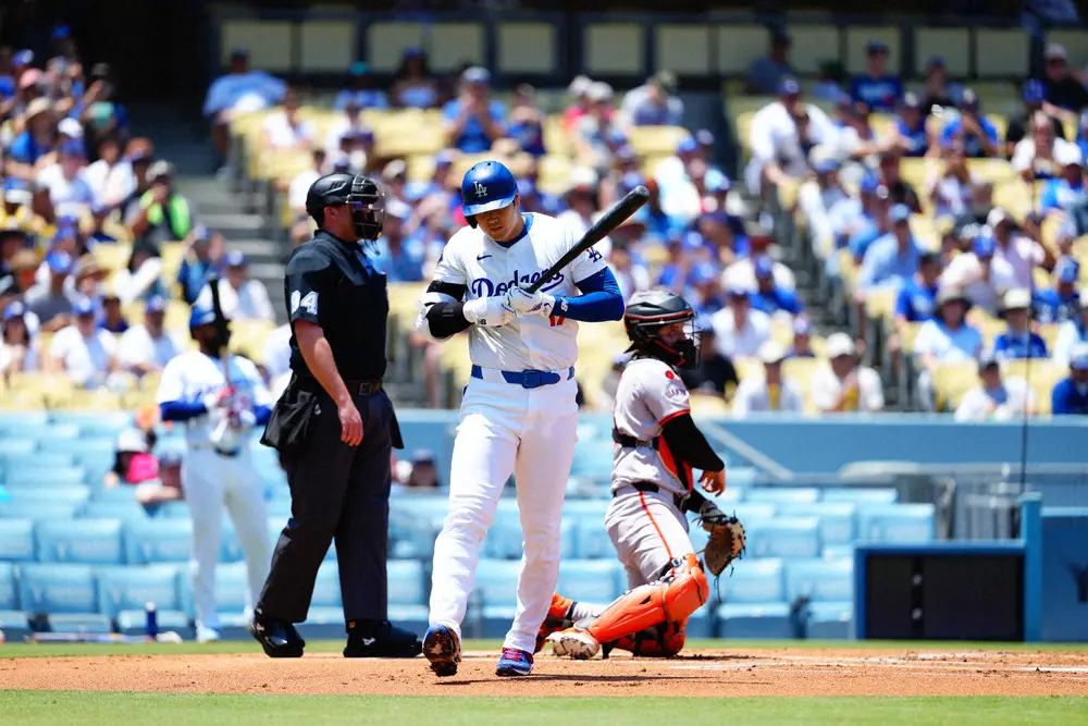 【画像・写真】大谷翔平　第2打席は175キロ痛烈打球も投ゴロ　カーショーが左肩手術から復帰登板