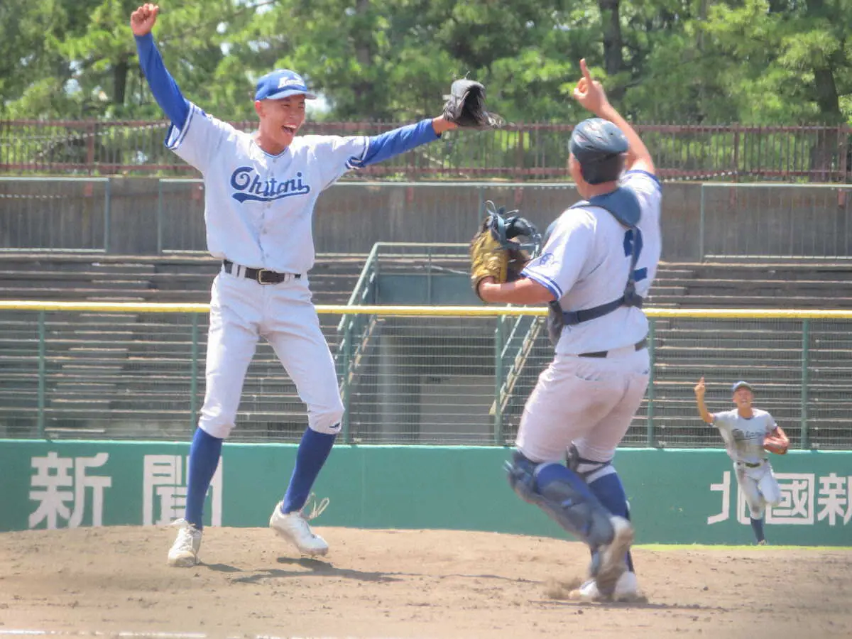 【画像・写真】小松大谷　悲願「星稜超え」果たし3年ぶり甲子園　エース西川は「計算通り」の完封劇