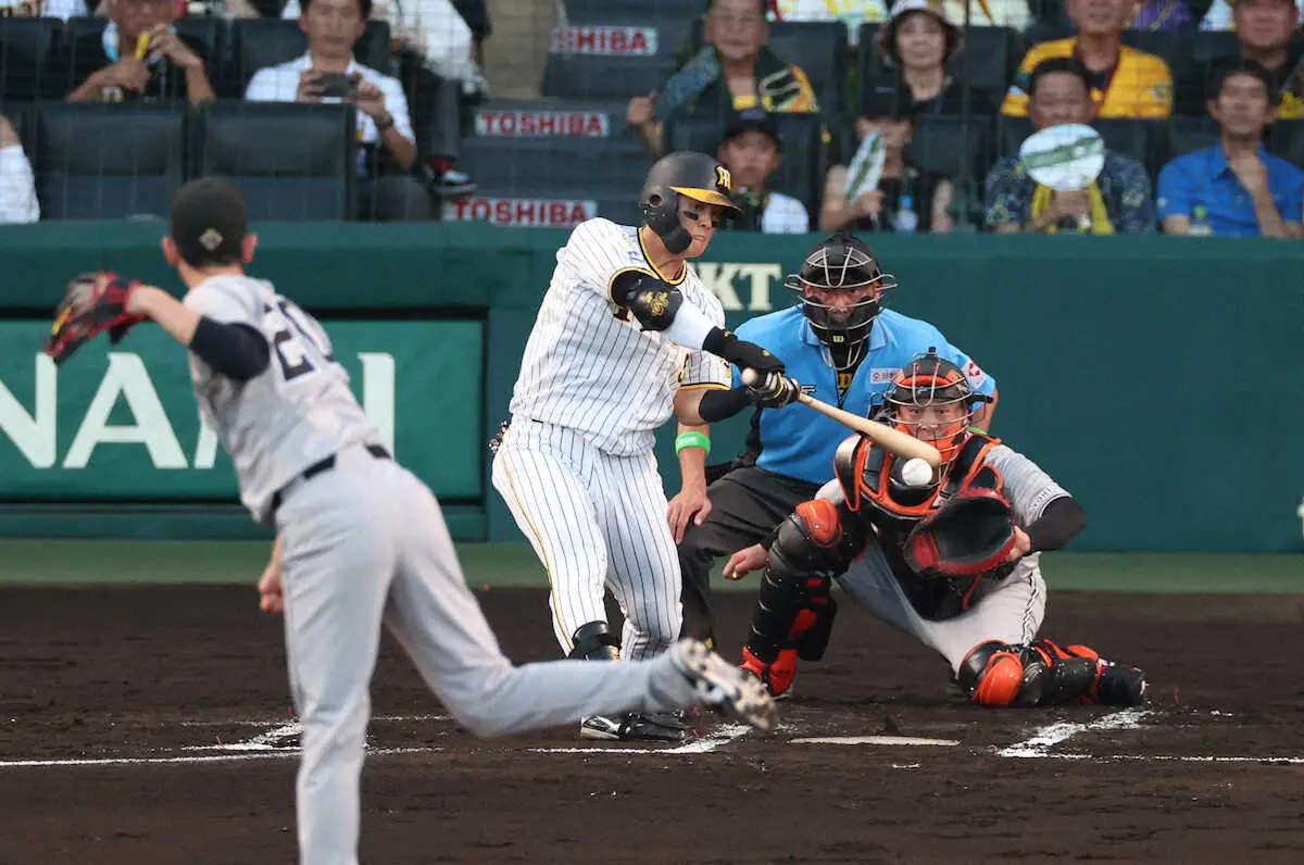【画像・写真】阪神・前川が初回に先制2点打！甲子園100周年の記念日に次代の大砲が快音