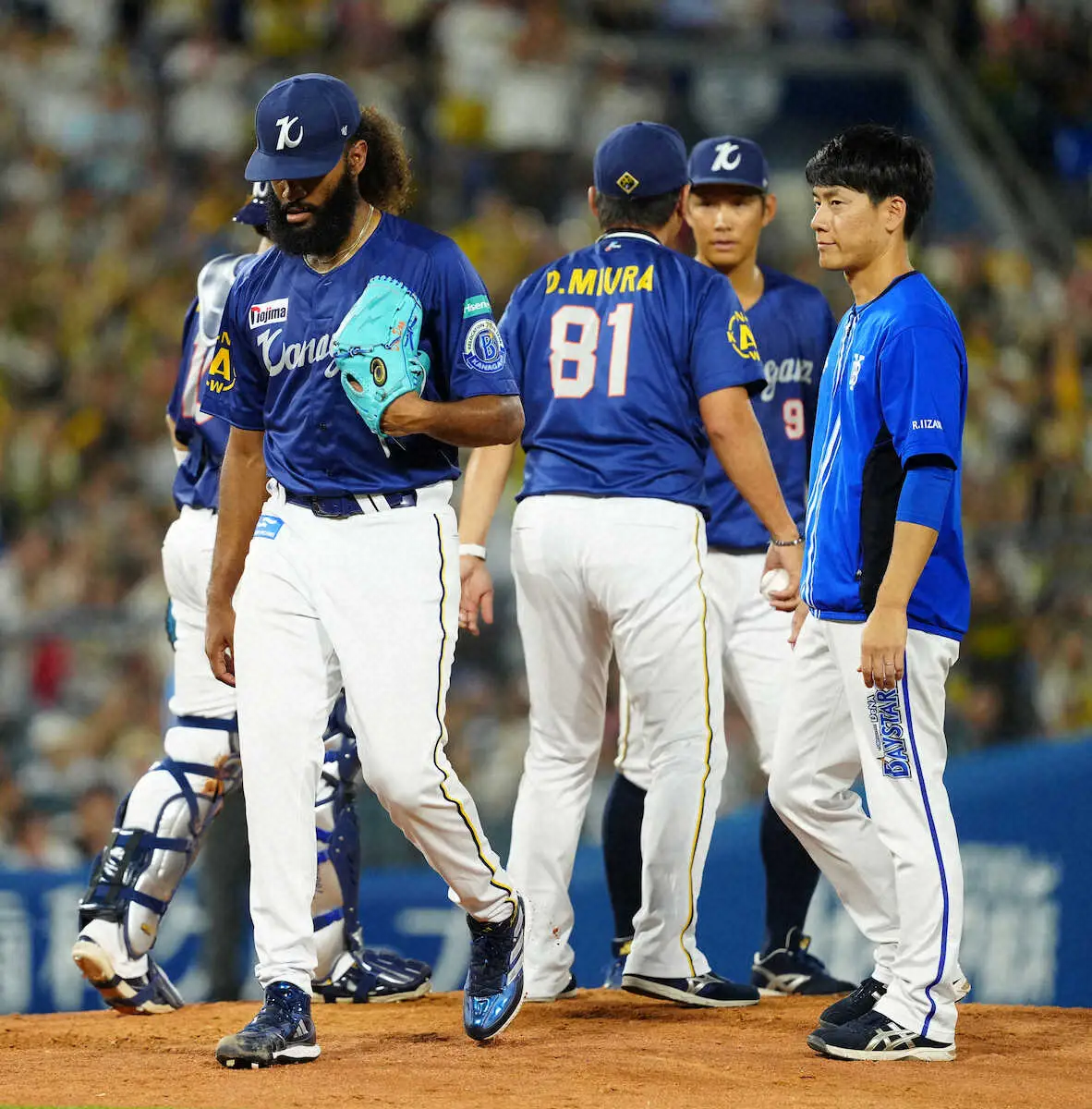 【画像・写真】DeNA　先発・ジャクソンは5回まで2安打無失点で8Kの快投も…　6回に一挙4失点で今季7敗目