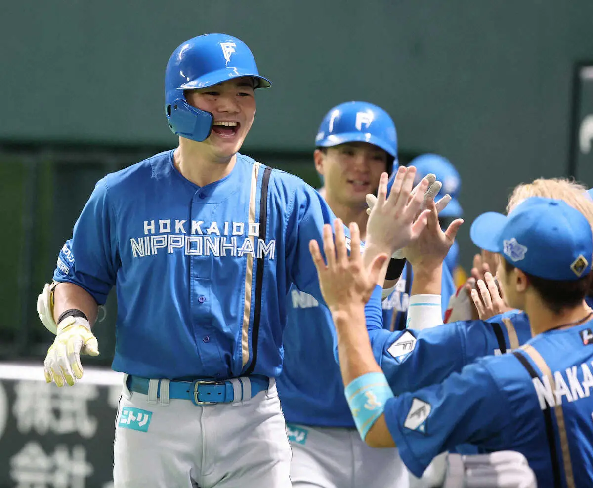 【画像・写真】新庄監督の采配ズバリ日本ハム逆転勝ち！万波14号2ラン、清宮5号3ラン、代打レイエス勝ち越し