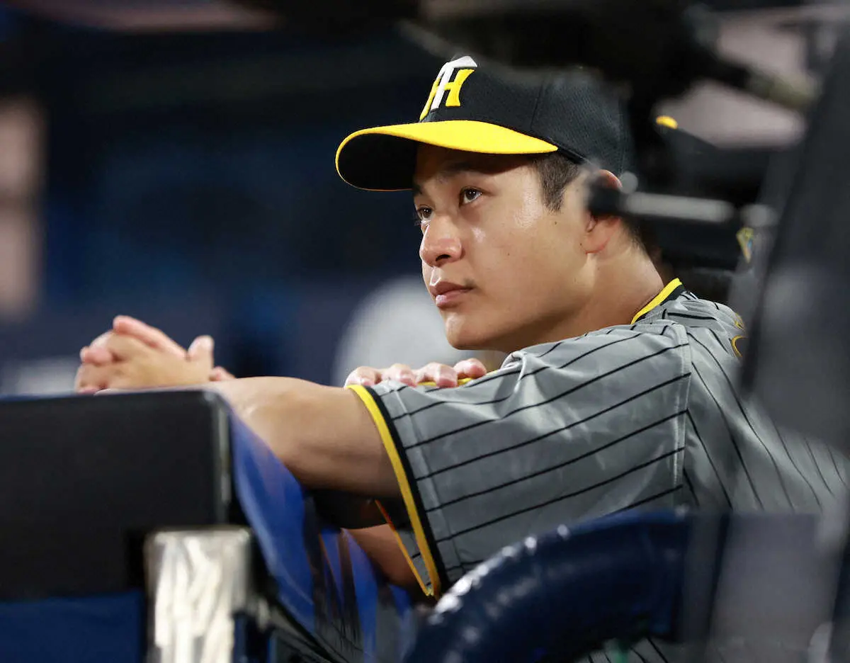 【画像・写真】阪神・大竹とファンが“口論”　岡留をかばってヤジに反応か