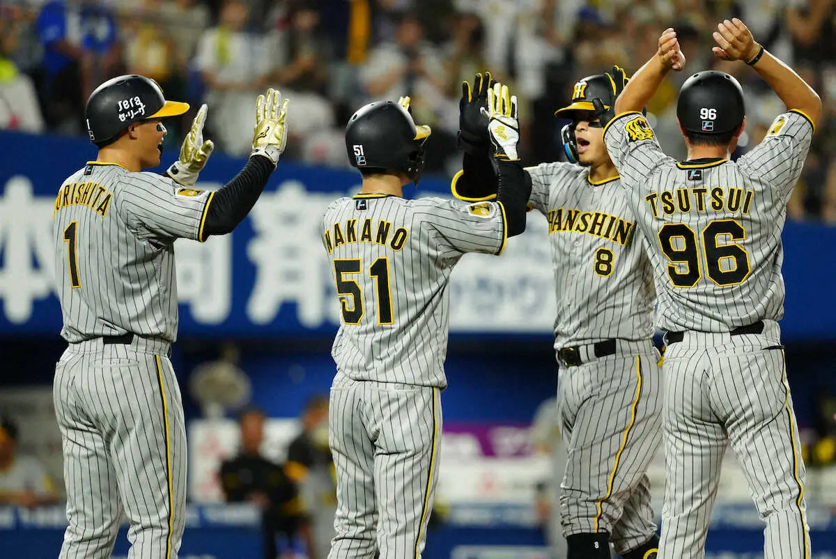 【画像・写真】阪神が快勝で連敗阻止　森下&佐藤輝の「アイブラック兄弟」が躍動